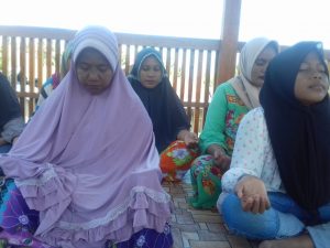 Read more about the article Wita, Anak usia 10 tahun mengikuti Balai Belajar Kampung