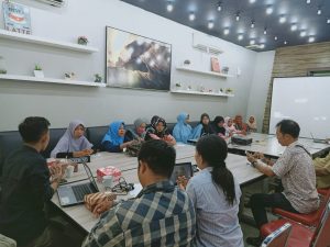 Read more about the article Perempuan Penggerak Kelurahan Mamboro dan Buluri Bertemu Dengan Pemerintah Kota Palu