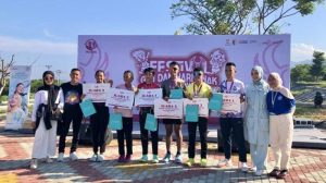 Read more about the article Meriahkan Fun Run 5K di Sigi, Wardah Beauty Palu Bagikan Googie Bag untuk Peserta