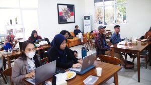 Read more about the article Sikola Mombine Selenggarakan Pelatihan Pemasaran Digital untuk Penyandang Disabilitas Tuli di Palu