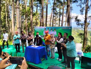Read more about the article Kabupaten Poso Luncurkan Roadmap Perhutanan Sosial 2025–2029