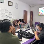 Sikola Mombine Edukasi Staf tentang Bencana dan Dampaknya terhadap Kehidupan Perempuan